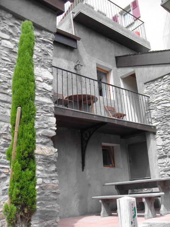 Au Creneau Gourmand Hotel Saillon Zewnętrze zdjęcie