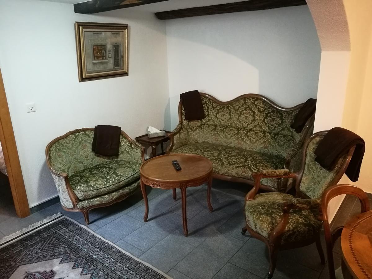 Au Creneau Gourmand Hotel Saillon Zewnętrze zdjęcie